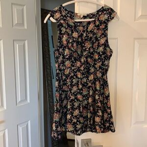 Women’s flower ruffle dress
